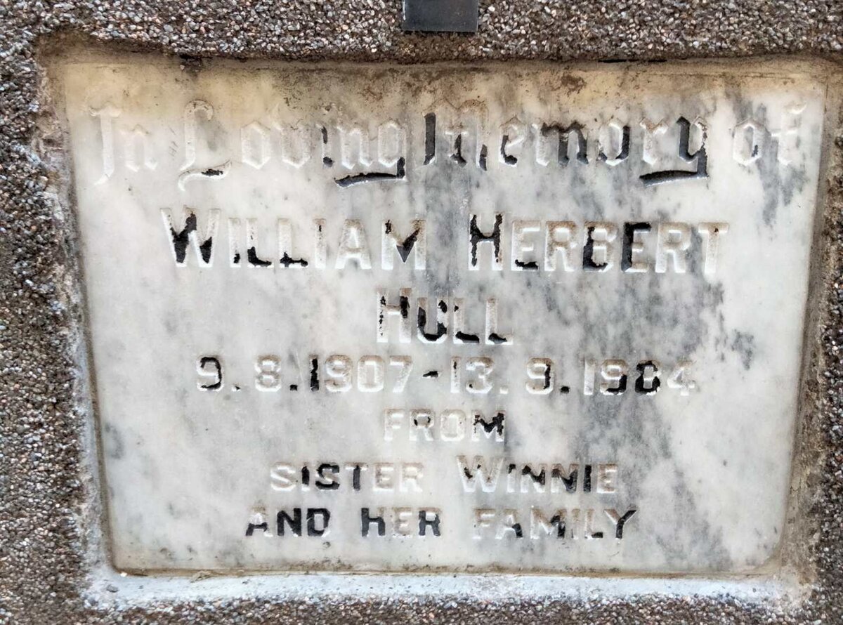 HULL William Herbert 1907-1984