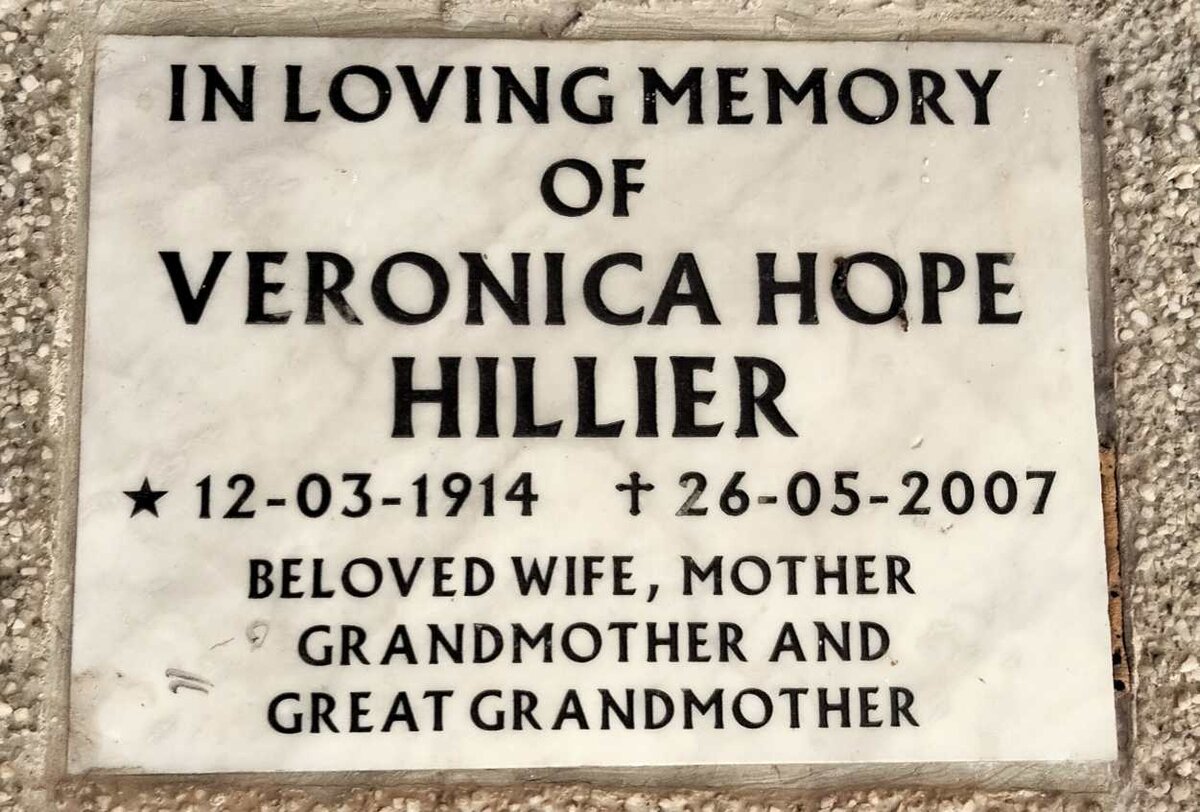 HILLIER Veronica Hope 1914-2007