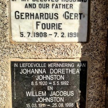 JOHNSTON Willem Jacobus 1911-1998 & Johanna Dorethea 1920-1992