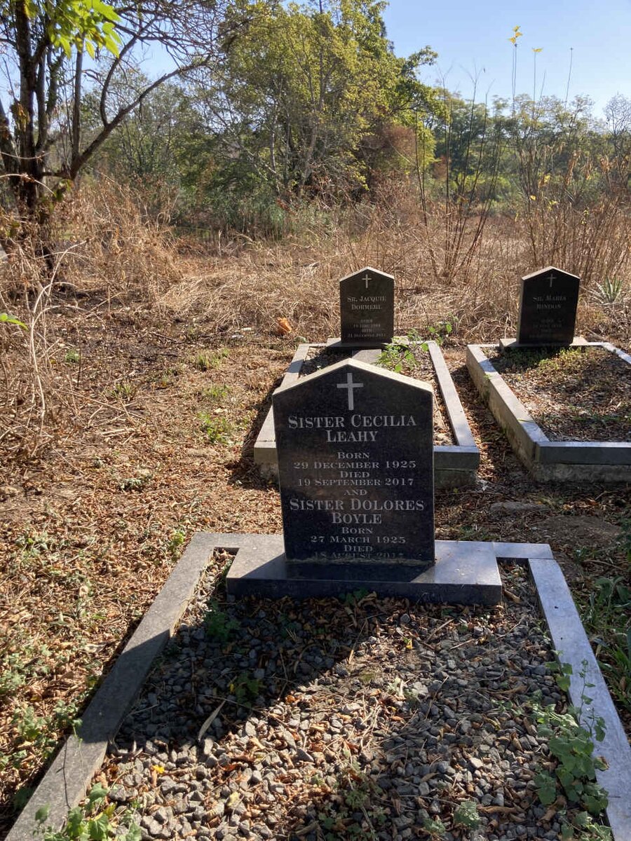 LEAHY Cecilia 1925-2017 :: DOYLE Dolores 1925-201?