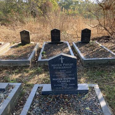 FITZGERALD Philip 1923-2-13 :: CHARLES Daphne 1939-2013