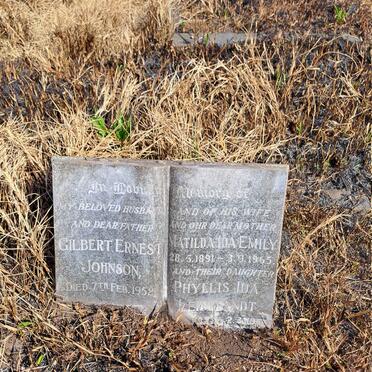 JOHNSON Gilbert Ernest -1952 & Matilda Ida Emilly 1891-1965 :: LEIBBRANDT Phyllis Ida 1922-1962