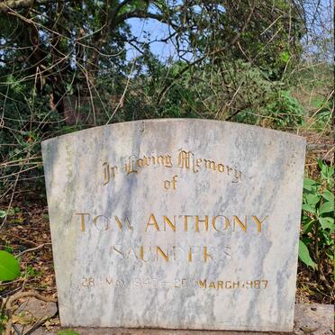 SAUNDERS Tom Anthony 1940-1987