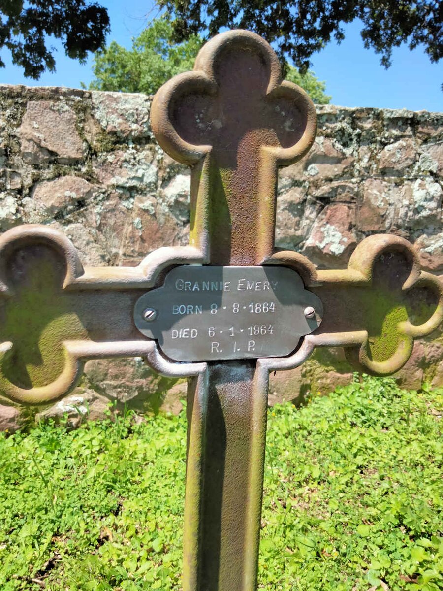 EMERY Grannie 1864-1964
