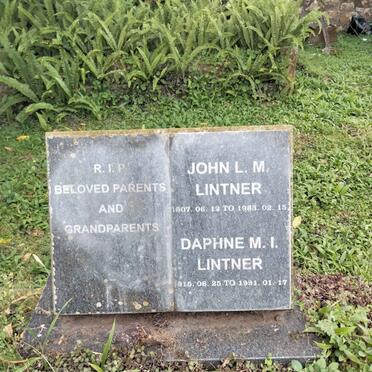 LINTNER John L.M. 1907-1983 & Daphne M.I. 1915-1991