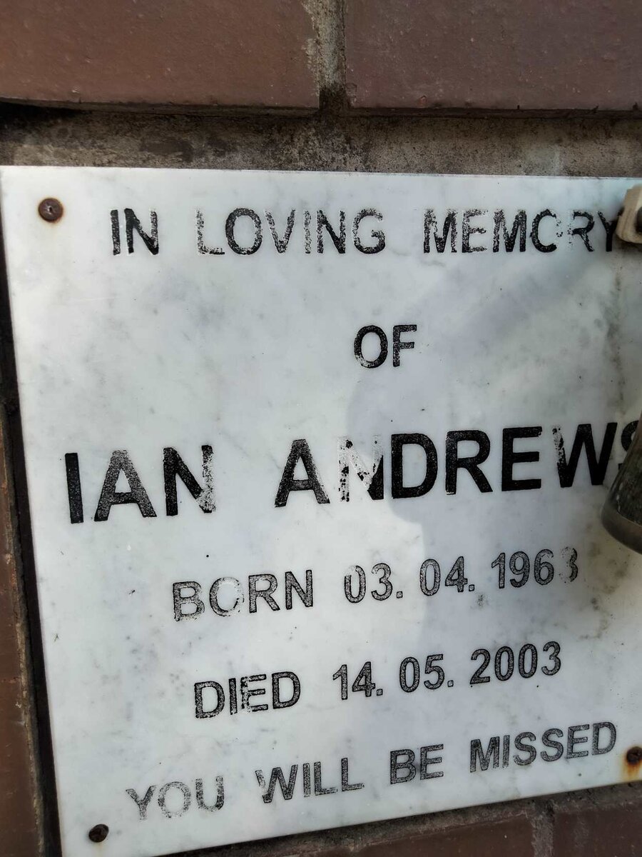 ANDREWS Ian 1963-2003