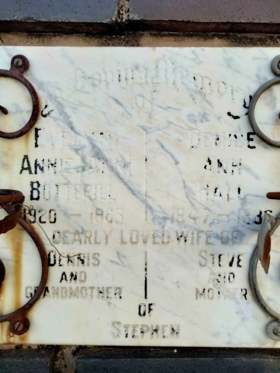 BOTTERILL Evelyn Annie 1920-1983 :: HALL Denise Ann 1947-198?