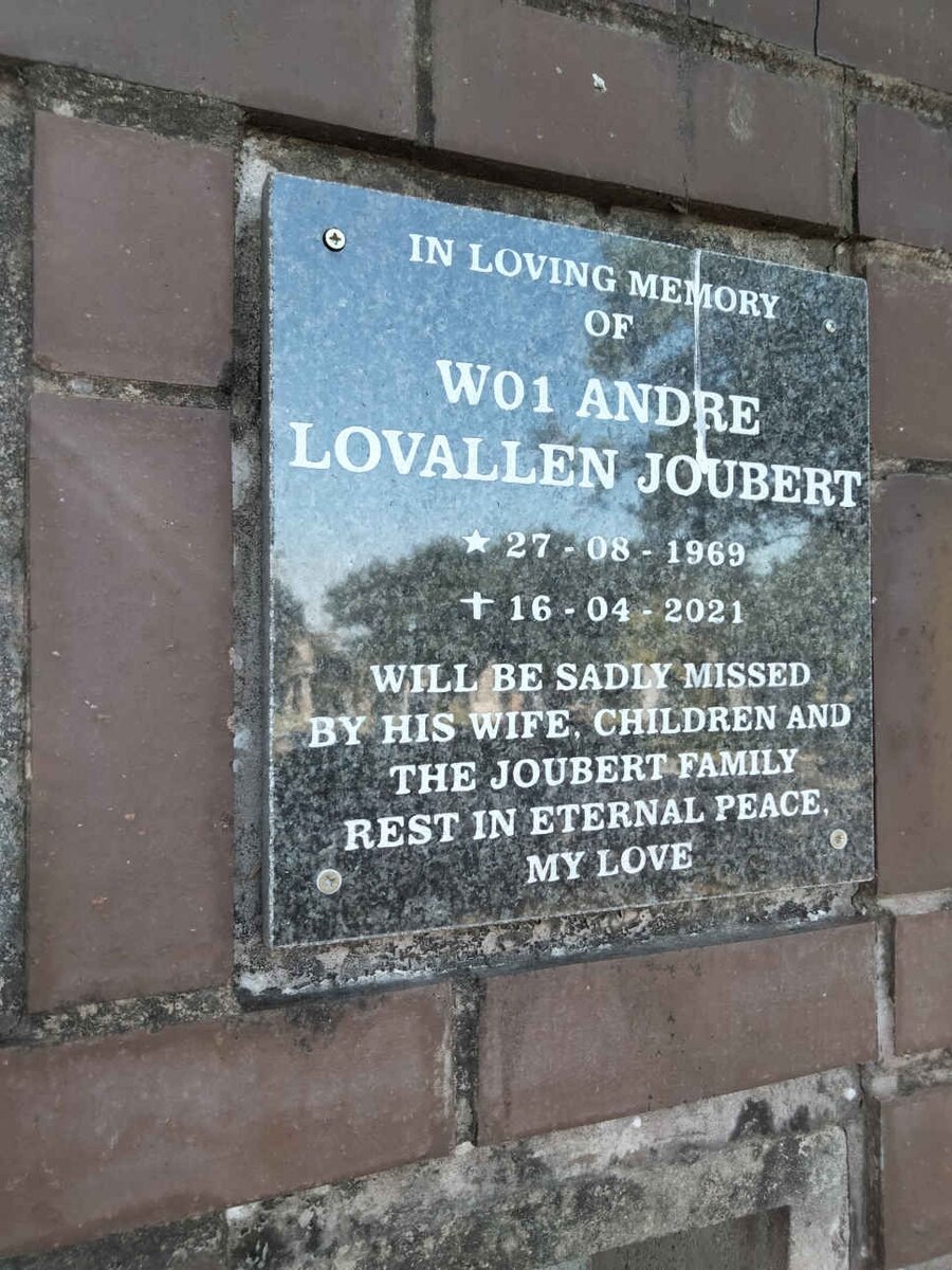 JOUBERT Andre Lovallen 1969-2021