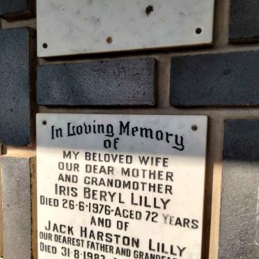 LILLY Jack Harston -1987 &amp; Iris Beryl -1976