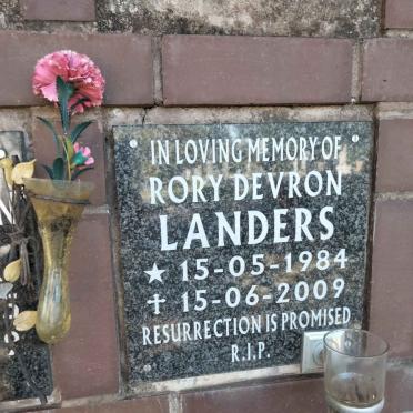 LANDERS Rory Devron 1984-2009