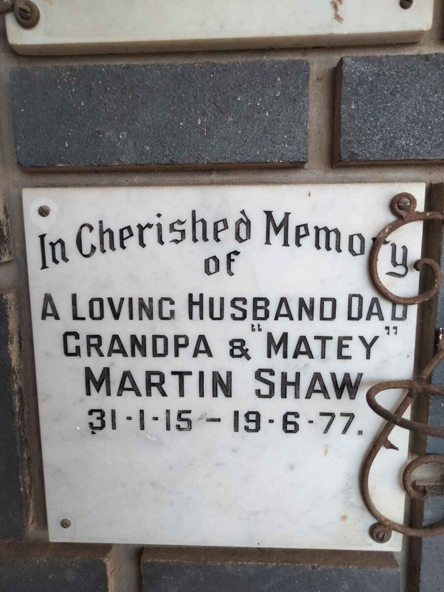 SHAW Martin 1915-1977