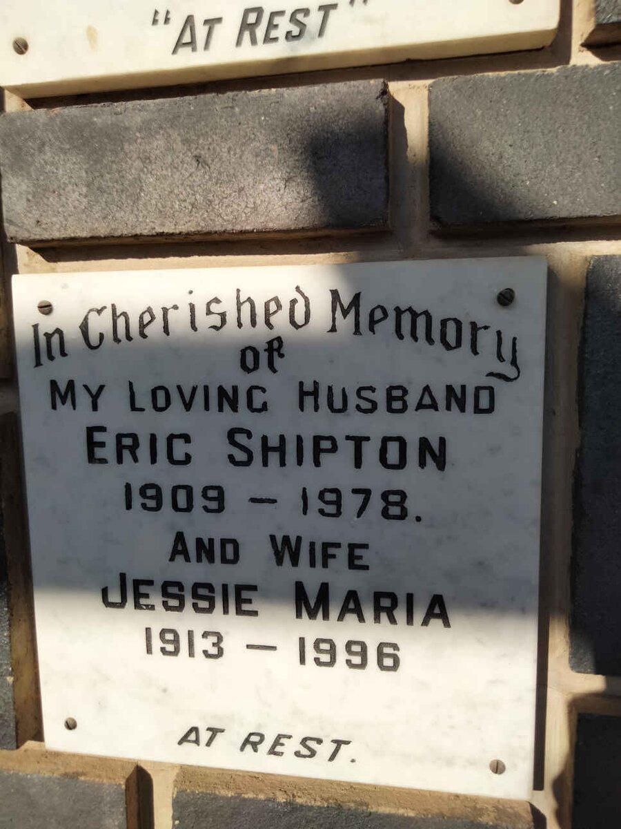 SHIPTON Eric 1909-1978 &amp; Jessie Maria 1913-1996