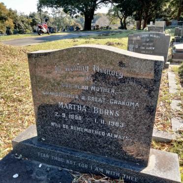 BURNS Martha 1898-1983