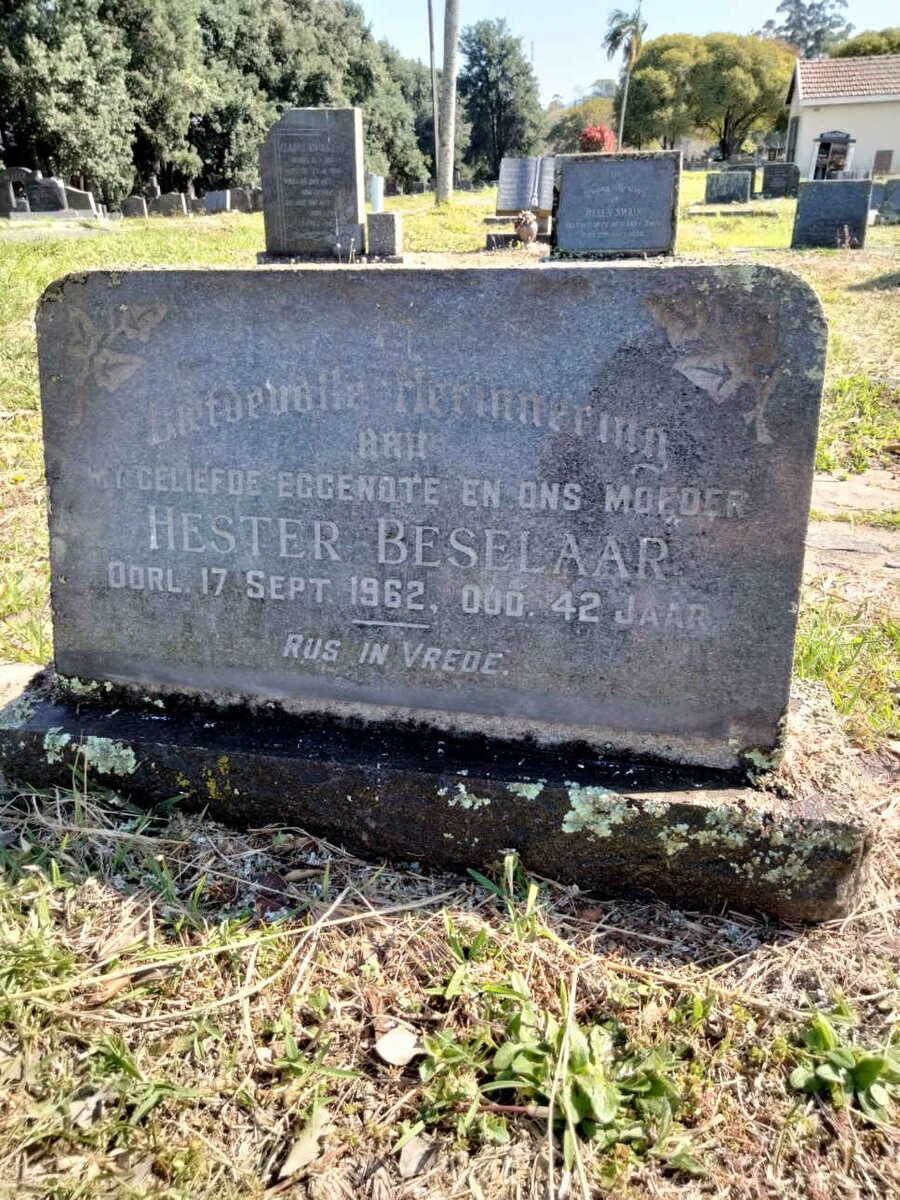 BESELAAR Hester -1962