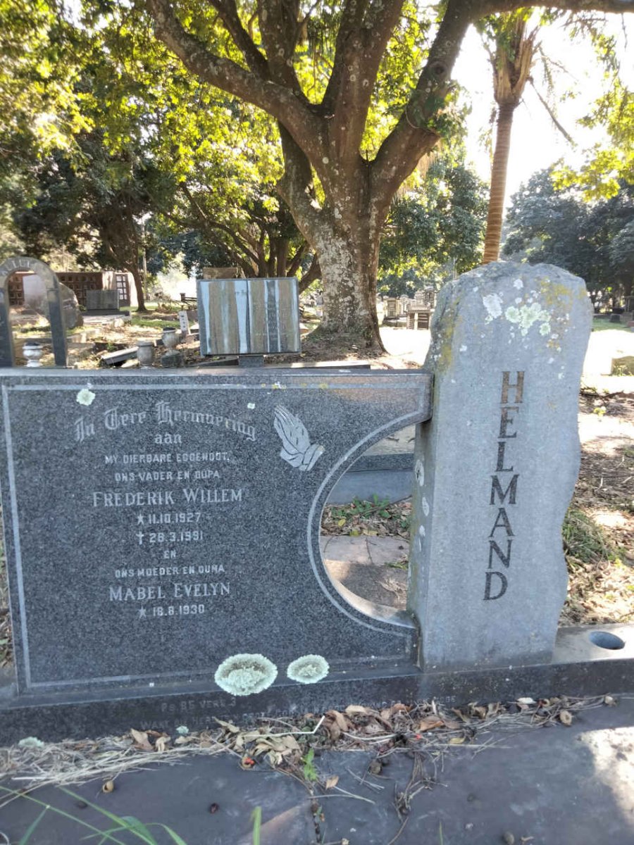 HELMAND Frederik Willem 1927-1991 &amp; Mabel Evelyn 1930-