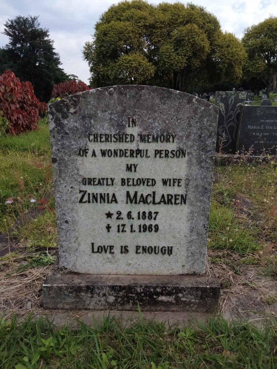 MACLAREN Zinnia 1887-1969