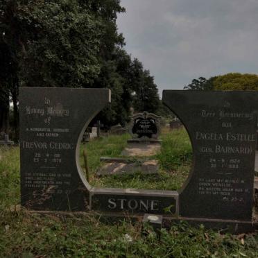 STONE Trevor Cedric 1911-1978 &amp; Engela Estelle BARNARD 1924-1980
