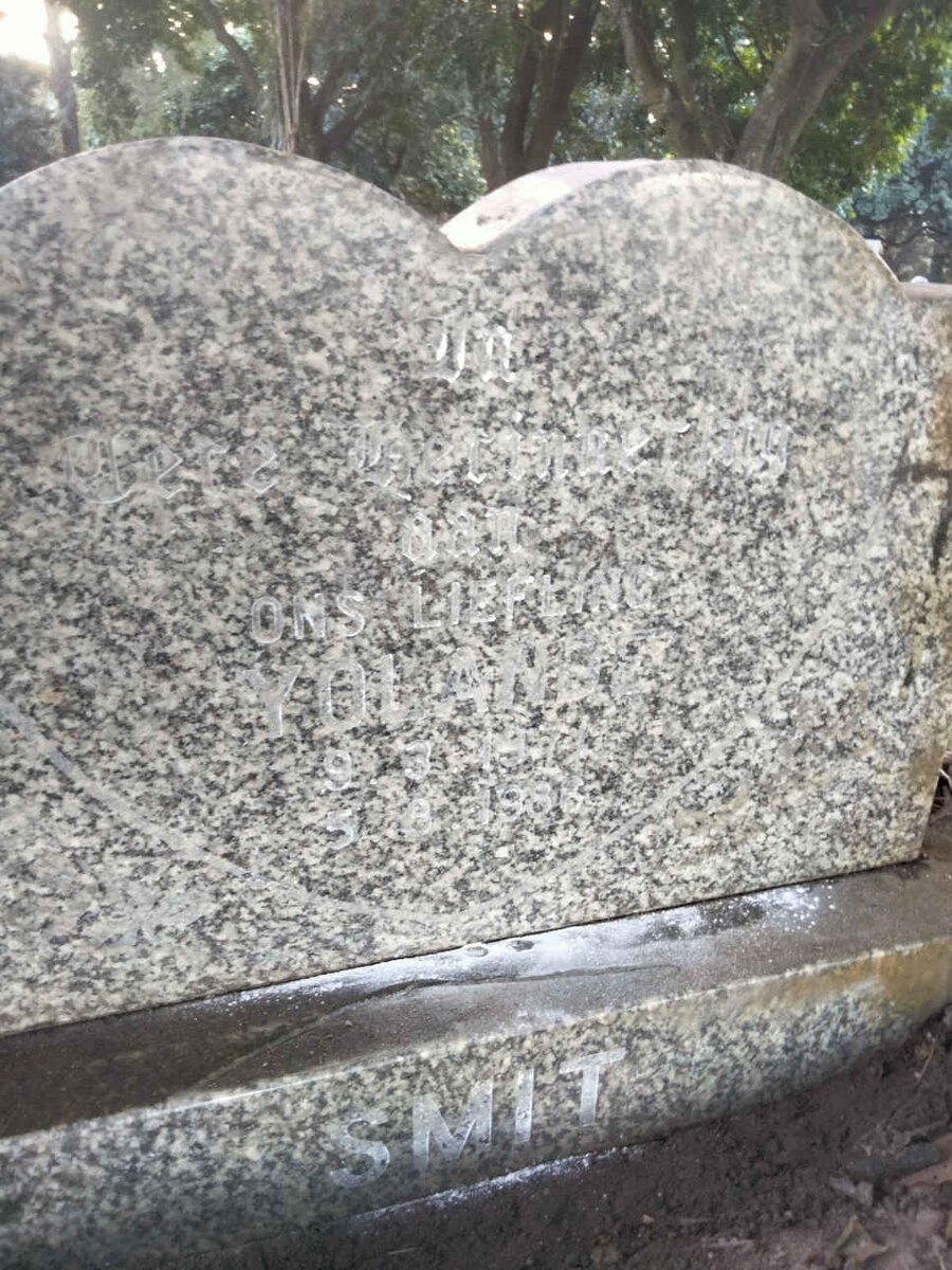 SMIT Yolande 197?-1986