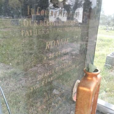 SKEET Ronnie 1924-1999 &amp; Eunice 192?-20??