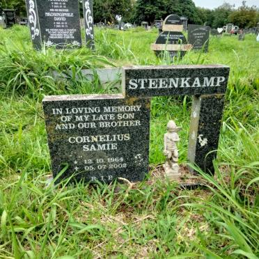 STEENKAMP Cornelius Samie 1964-2002