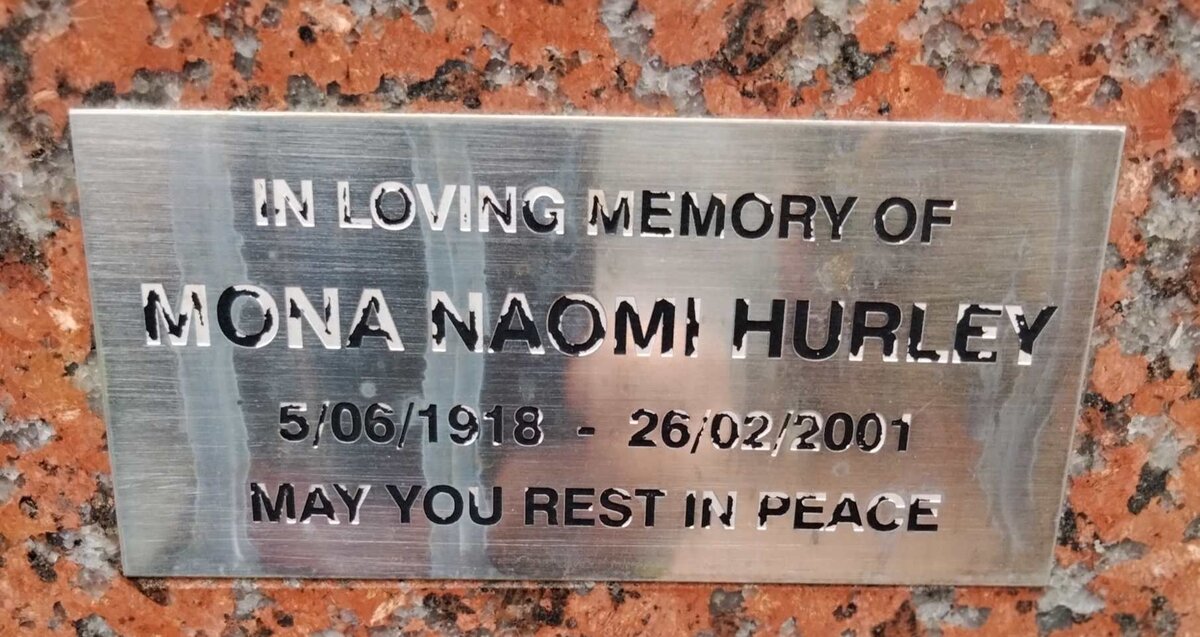 HURLEY Mona Naomi 1918-2001