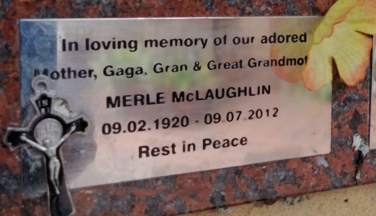 MCLAUGHLIN Merle 1920-2012