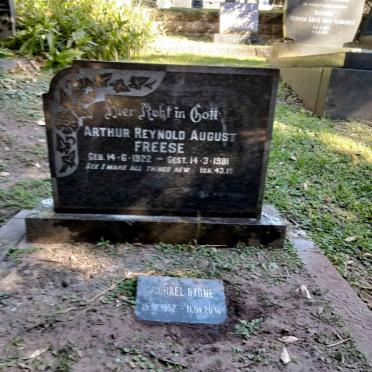 FREESE Arthur Reynold August 1922-1981 : BYRNE Michael 1952-2004