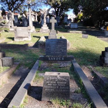 SANDER Frederick R. 1912-1975