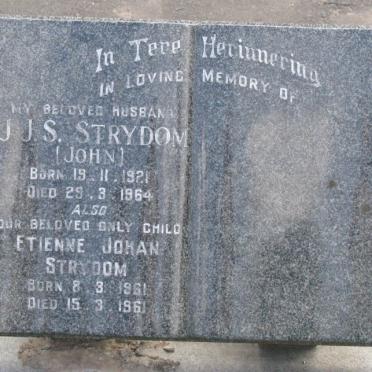 STRYDOM J.J.S. 1921-1964 :: STRYDOM Etienne Johan  1961-1961