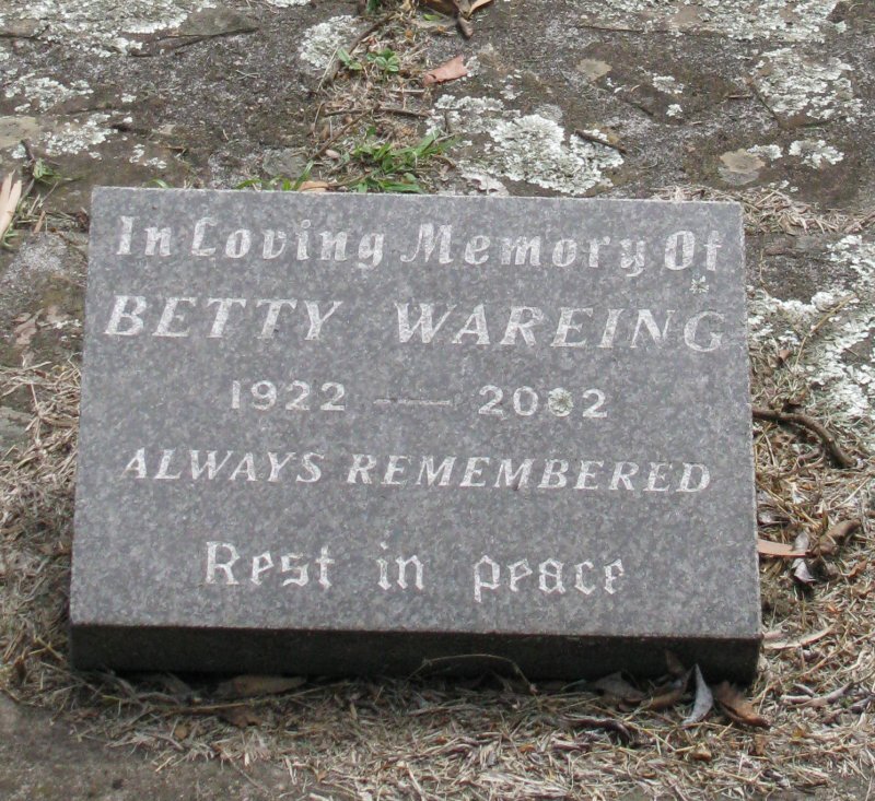 WAREING Betty 1922-2002