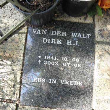 WALT Dirk H J, van der 1941-2003