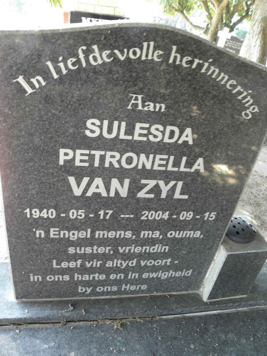 ZYL Sulesda Petronella, van 1940-2004