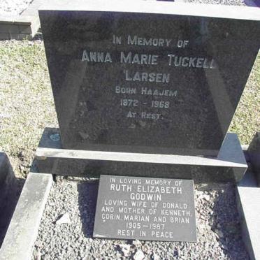 LARSEN Anna Marie Tuckell nee HAAJEM 1872-1968 :: GODWIN Ruth Elizabeth 1905-1987