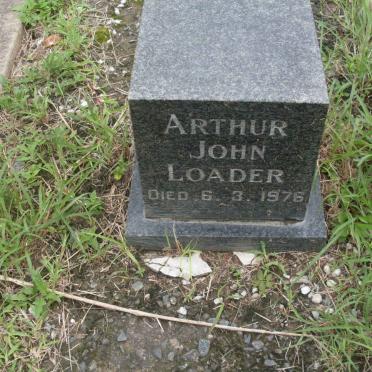 LOADER Arthur John -1976