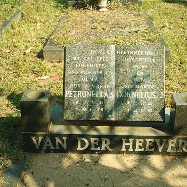 HEEVER Cornelius Johannes, van der 1929-1993 &amp; Petronella Sophia VREY 1931-1976