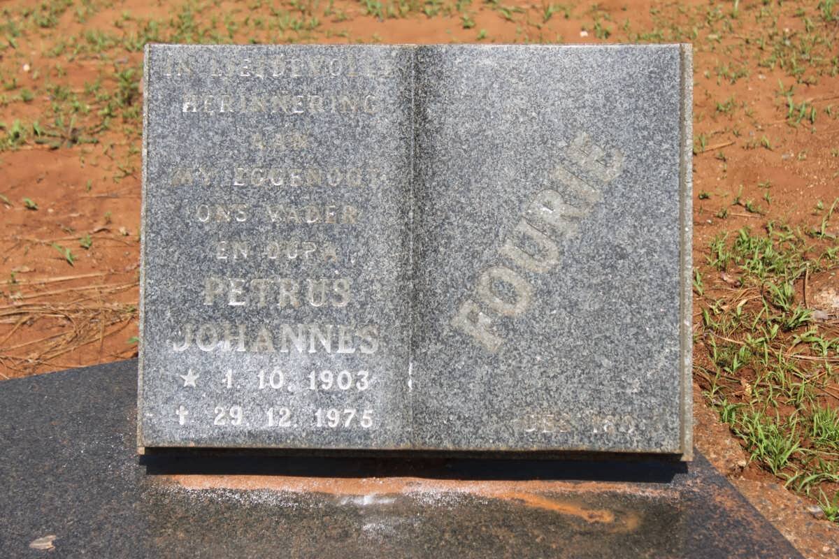 FOURIE Petrus Johannes 1903-1975