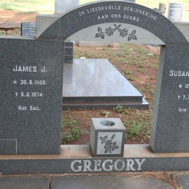 GREGORY James J. 1900-1974 &amp; Susanna M.M. 1904-1977