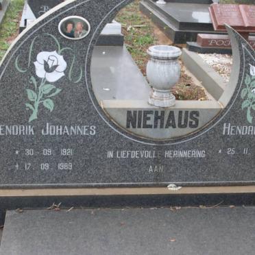 NIEHAUS Hendrik Johannes 1921-1989 &amp; Hendrina 1922-