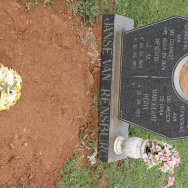 RENSBURG Hendrik J.M., Janse van 1922-1995 &amp; Marguerite Beryl 1925-
