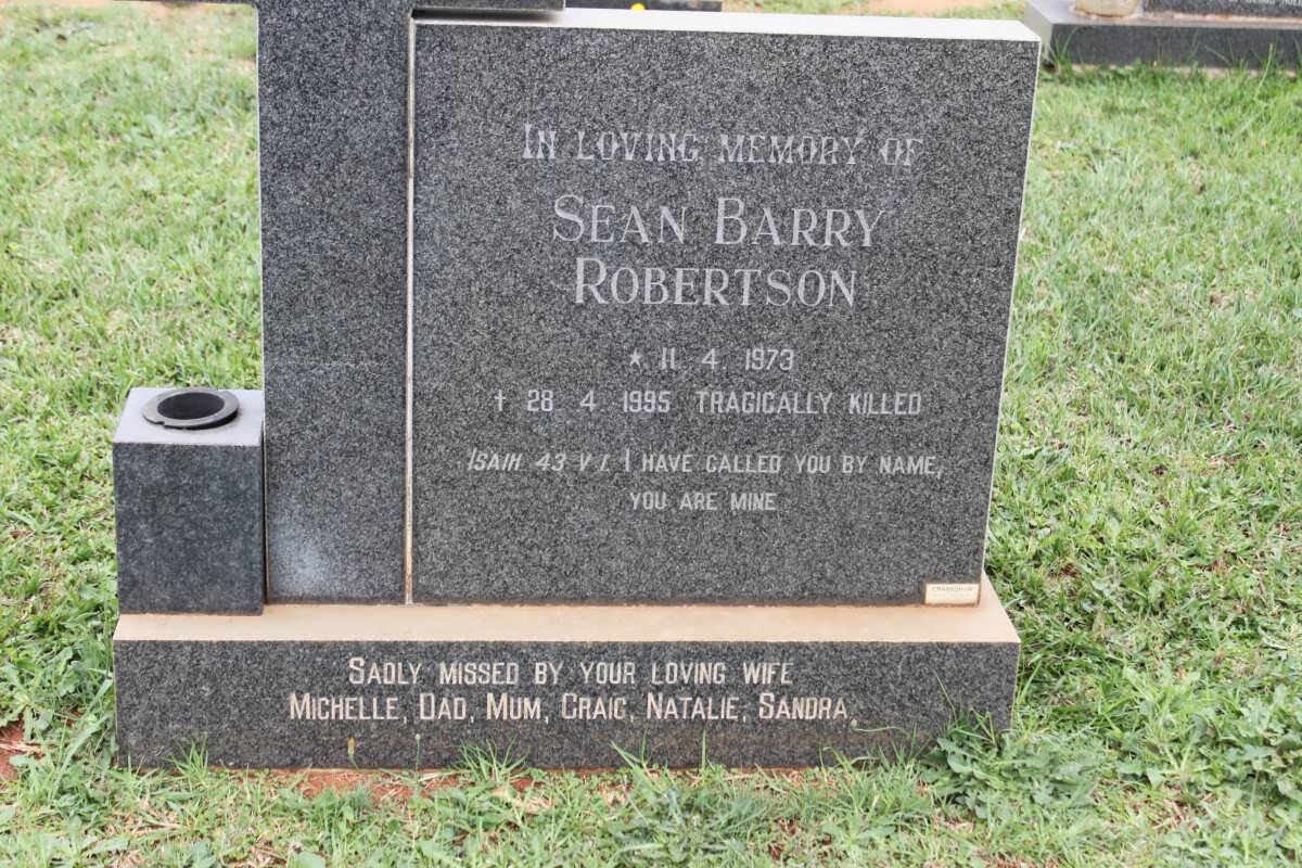 ROBERTSON Sean Barry 1973-1995
