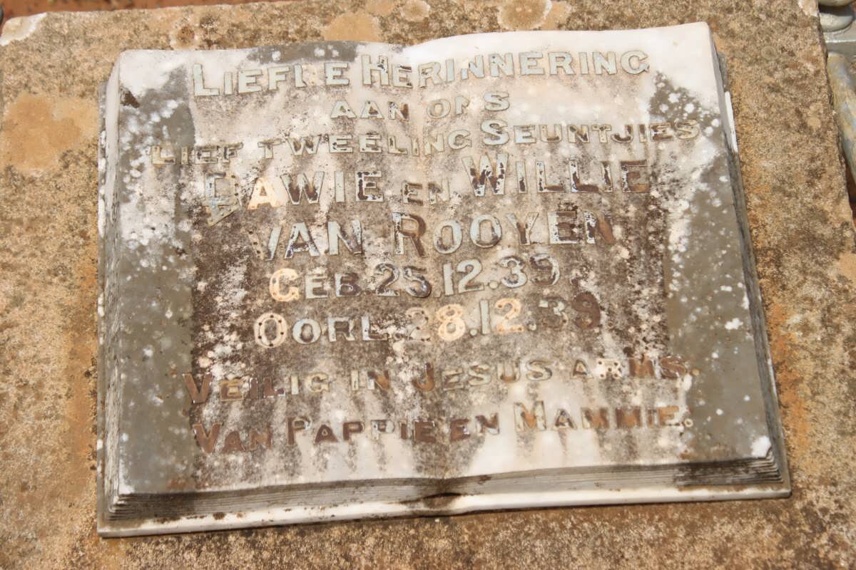 ROOYEN Dawie, van 1939-1939 :: VAN ROOYEN Willie 1939-1939