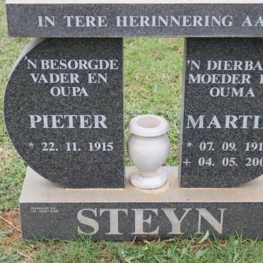 STEYN Pieter 1915- &amp; Martie 1919-2001