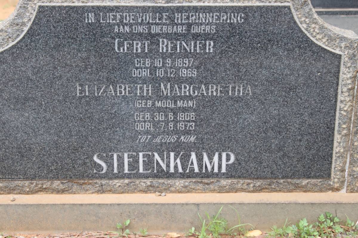 STEENKAMP Gert Reinier 1897-1969 &amp; Elizabeth Margaretha MOOLMAN 1906-1973