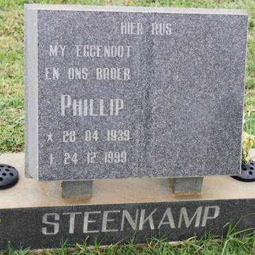 STEENKAMP Phillip 1939-1999