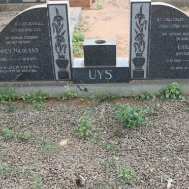 UYS Johannes Nicolaas 1896-1971 &amp; Chrissie ROBBERTSE 1898-1980    