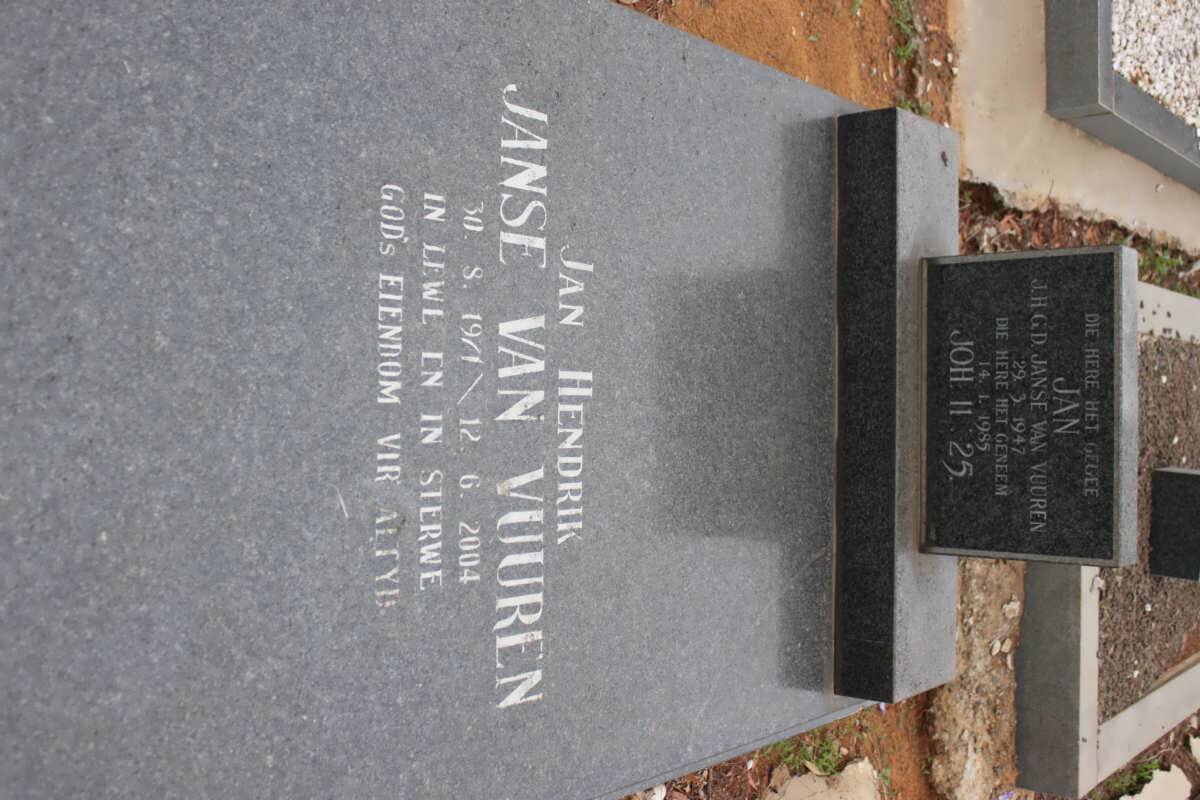 VUUREN J.H.G.D., Janse van 1947-1985 :: JANSE VAN VUUREN Jan Hendrik 1971-2004