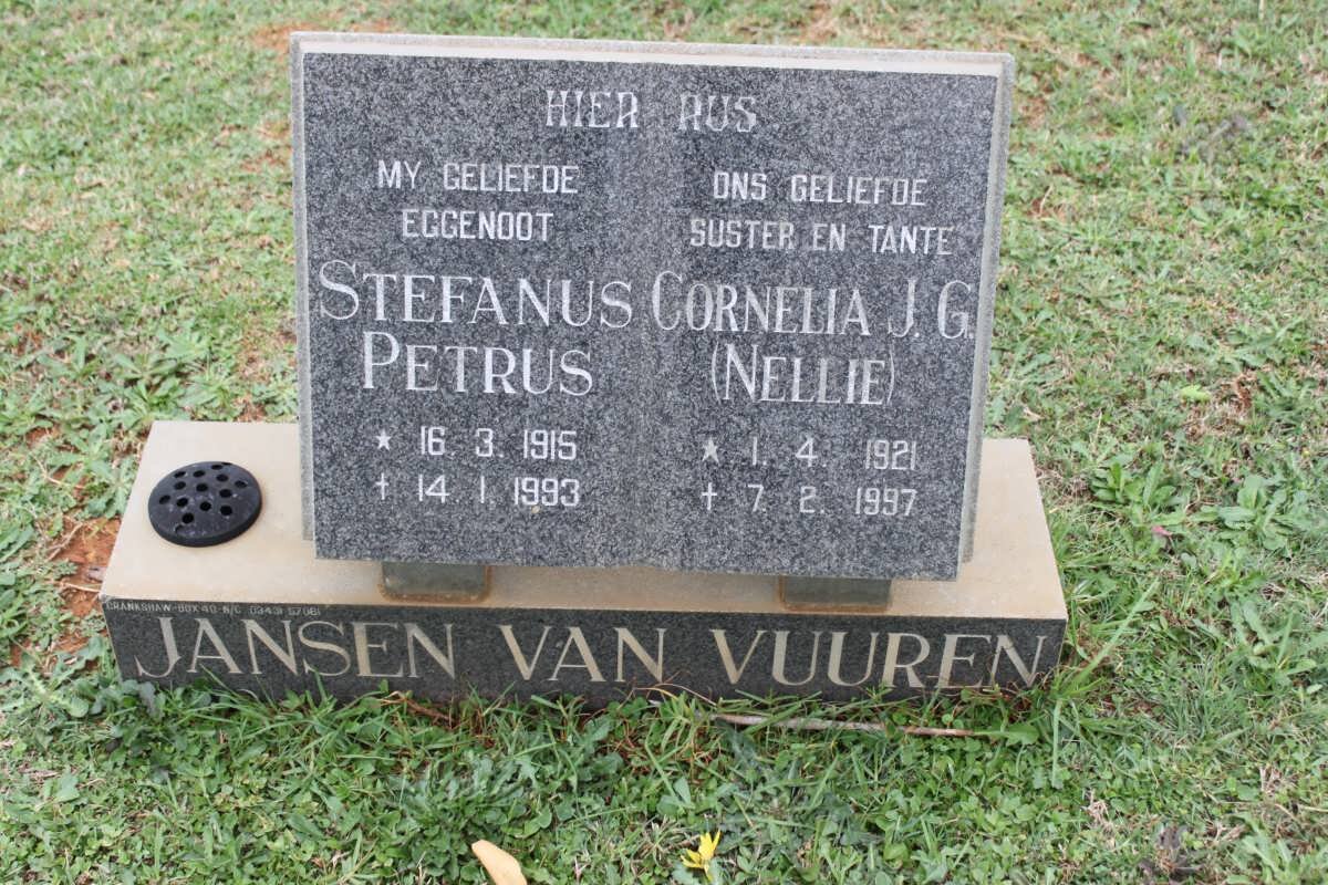 VUUREN Stefanus Petrus, Janse van 1915-1993 &amp; Cornelia J.G.1921-1997
