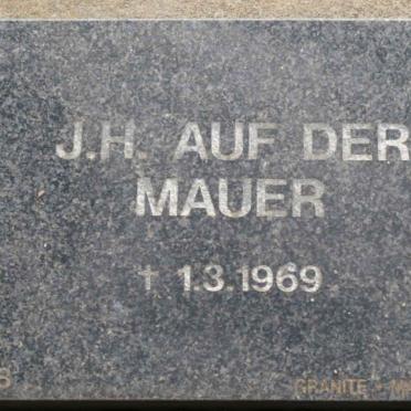 MAUER J.H., auf der -1969