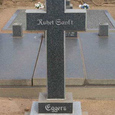 EGGERS Karl R.H. 1920-1987 &amp; Annchen M.F. MULLER 1922-2007