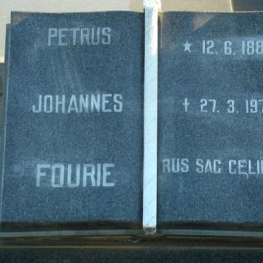 F - Vanne :: Surnames - F